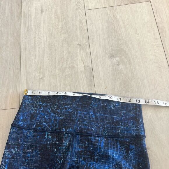 Lululemon women’s leggings size 8 - Picture 5 of 9